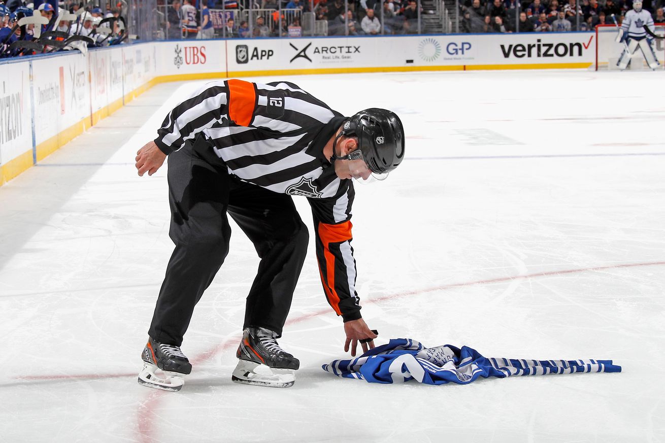 Toronto Maple Leafs v New York Islanders