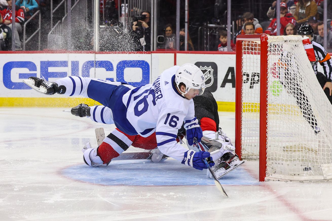 NHL: Toronto Maple Leafs at New Jersey Devils