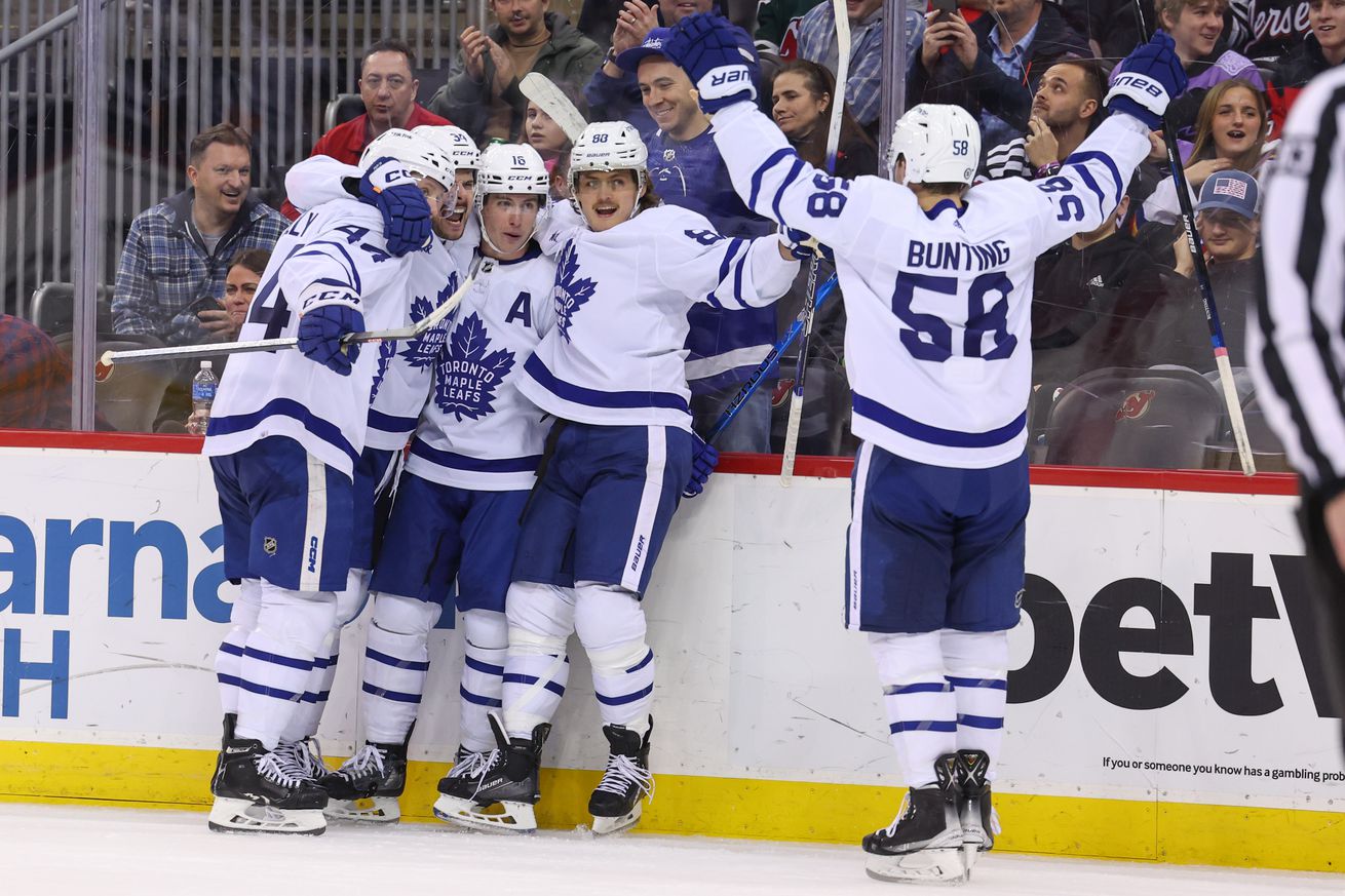 NHL: Toronto Maple Leafs at New Jersey Devils