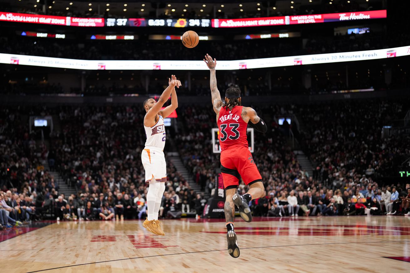 Phoenix Suns v Toronto Raptors