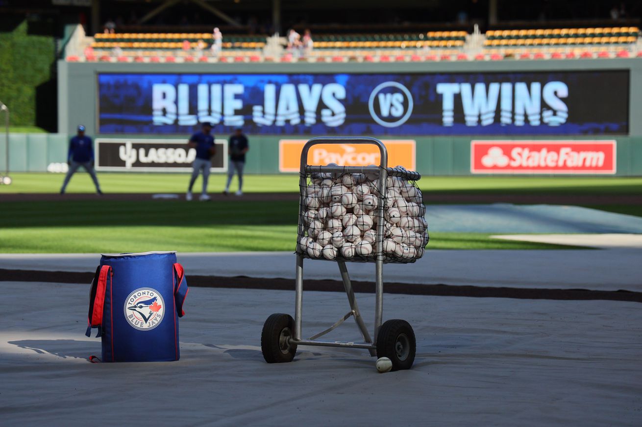 Toronto Blue Jays v Minnesota Twins