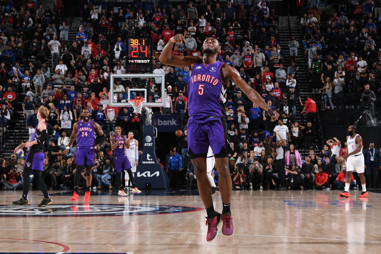 Toronto Raptors v Los Angeles Clippers