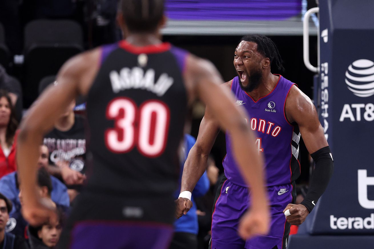 Toronto Raptors v Los Angeles Clippers